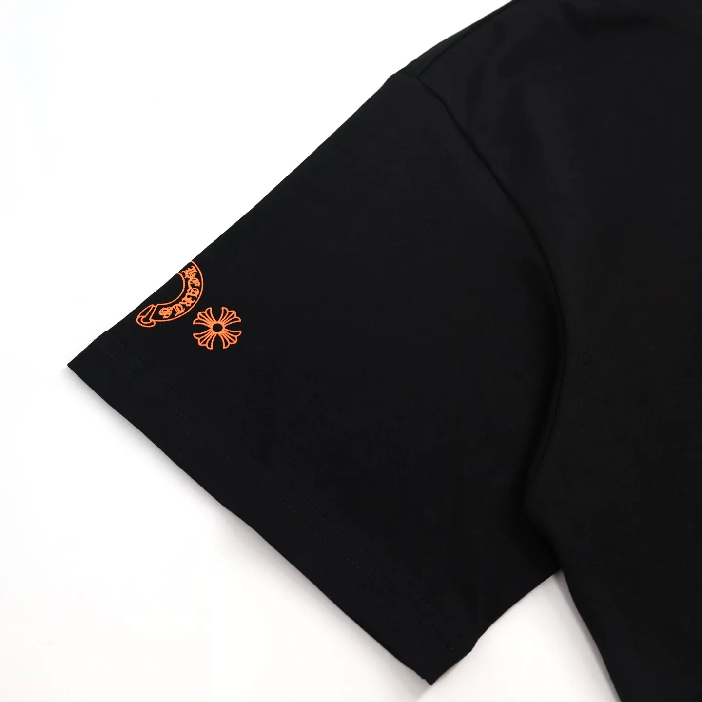 🅿️270 [Exclusive supply] CH Crow Heart Orange Short Sleeve. The original product was purchased for 4,296. The fabric is made of custom-woven and dyed 230g pure cotton plain weave. The printing is made of imported ink and three-dimensional printing. The size and position are perfectly restored. Size:S-M-L